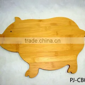 Animal Wood Chopping Board thumbnail-1