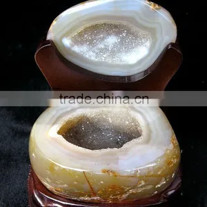 Decorative Large Agate Quartz Geode Cornucopia thumbnail-1