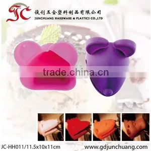 Silicone Non-stick Chinese Cooking Heat Insulation Gloves Tools thumbnail-1