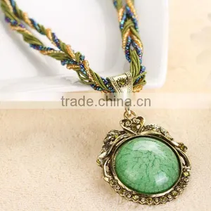 Bohemian Style Vintage Heart Design Round Stone Necklace thumbnail-3