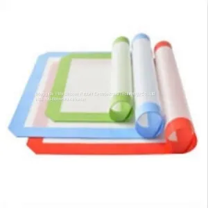 Silicone Fiberglass Baking Mat thumbnail-1