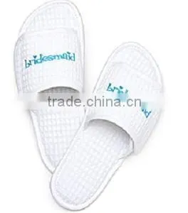Waffle Disposable Hotel Slipper With Embroideried Customized Logo thumbnail-1
