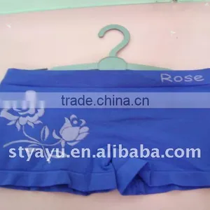 Wholesale Seamless Underwear Man Boxer Fishion Design thumbnail-1