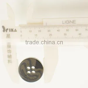 Colored 4 Holes Unsaturated Polyester Resin Laser Engraved Button thumbnail-2
