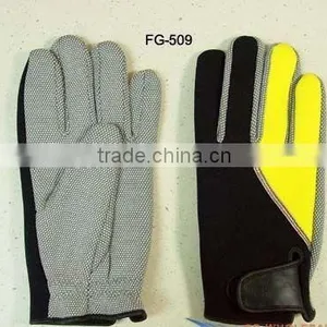 Fishing Gloves thumbnail-1