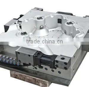 China Plastic Mould Blow Mould and Injection Mould thumbnail-5