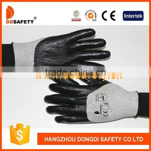DDSAFETY Gold Supplier China Black Nitrile 3/4 Coated On Palm thumbnail-1