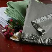 Hotel Bed Throws thumbnail-1