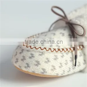 Premium Quality Lady Knitted Indoor Slipper With Shoelace thumbnail-3