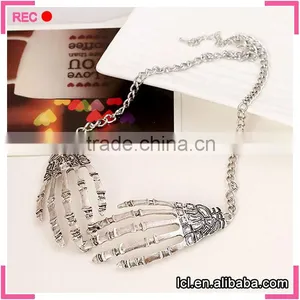 Gothic Necklace Skeleton Hand Pendant, for Carnaval Wholesale Gothic Imitation Jewelry thumbnail-5
