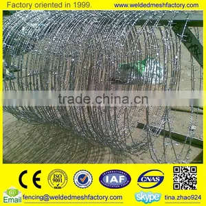 Cheap Galvanized /PVC Coated Double Twist Barbed Wire Roll thumbnail-2
