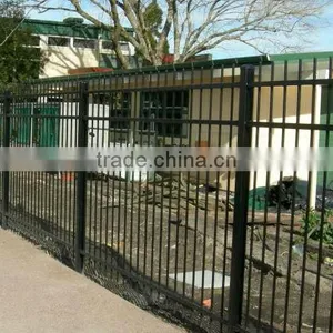 2015 New Stockade Fence thumbnail-1