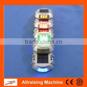 Aluminium Alloy Highway Reflective LED Solar Road Stud thumbnail-4