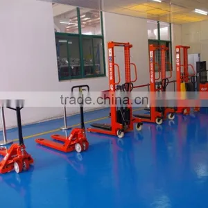 2T Electric Reach Forklift Truck-seated thumbnail-1
