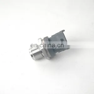 Original Common Rail Pressure Sensor Oil Pressure Sensor 0281006364/3974092 thumbnail-2