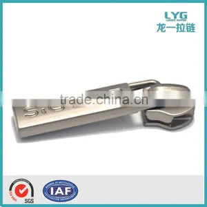 Longyi High Quality Fashinable Zipper Puller Design Accessory thumbnail-1