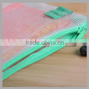Cheap PVC Lattice Clear Zippper Bag for Stationery thumbnail-4