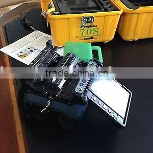 Japan Fujikura 70s Fusion Splicer With CT-06 Cleaver BTR-09 Battery Price thumbnail-4
