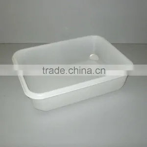 Large Square Plastic Trays thumbnail-1