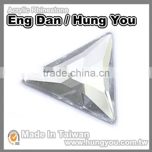 Made in Taiwan Garment Accessories 20mm Triangle Shaped Rhinestone With Silver Foil Back thumbnail-4