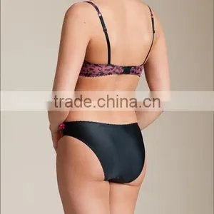 New Style Women Stylish Fancy Embroidery Lace Bra Panty Set thumbnail-2