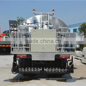 SINOTRUK 10000Liters Asphalt Sprayer Truck thumbnail-6