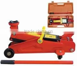 3T Hydraulic Floor Jack thumbnail-1