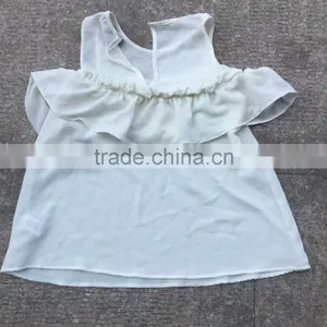 Women Flower Trimming Light Yellow T-shirt Factory Closeouts thumbnail-5