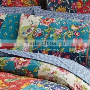 Evocative of Traditional Patchwork Design Quilt Cover thumbnail-6