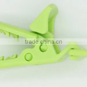 20/25mm Plastic Dummy Pacifier Clip Plastic Pacifier/Soother/Binky/Paci/Bib/Suspender/Toy Holder Clip thumbnail-5