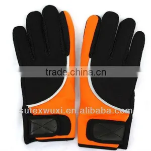 Cold-proof Sports Gloves thumbnail-1
