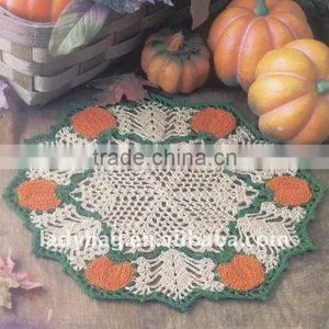 Crocheted Tablecloth thumbnail-1