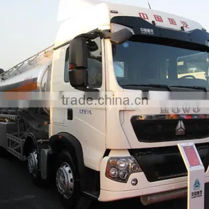 Howo Truck 6*4 Petroleum Tanker Truck thumbnail-1