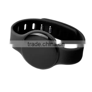 Bluetooth Smart Sport Fitness Tracker Pedometer Band Bracelet Watch thumbnail-4