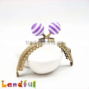 8.5cm 3.35inch Candy Ball Bronze Round Engraving Embossed Lace Purse Frame thumbnail-3