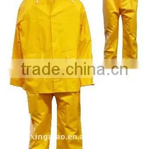PVC/Poly/PVC Rain Suit thumbnail-1