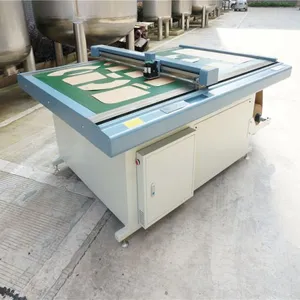 New Good Inkjet Cutting Plotter Hot Selling Universal HP45 Ink Box Flatbed Cutting Plotter thumbnail-2