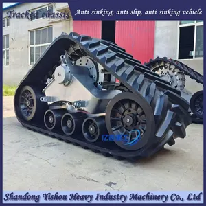 Say Goodbye to the Embarrassment of Getting Stuck in a Car! New Holland Harvester Modified With Rubber Half Track, Providing Unobstructed Access to Global Farmland thumbnail-1