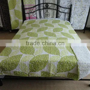 Modern Green Leaf Printed Quilt/bedspread thumbnail-1
