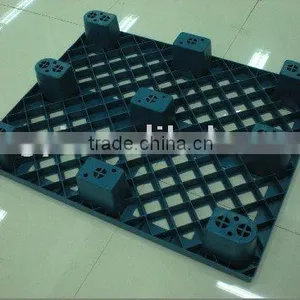 Plastic Pallet thumbnail-1