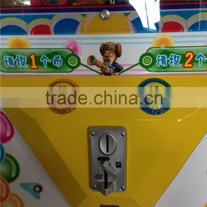 45mm Diameter Capsule Gashapon Vending Machine With Metal Cabinet Two Player Capsuletoy Vending Machine thumbnail-4