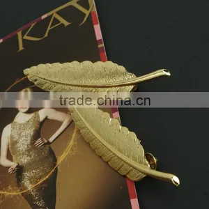 Cheap Wholesale Eyeglass Holder Leaf Brooch thumbnail-2