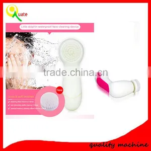 2016 Hot Selling Electric Face Brush Deep Clean and Remove Deadskin Face Cleaning Machine thumbnail-1