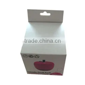 Apple Shaped Lovely Plastic Fruit Fork Set thumbnail-4