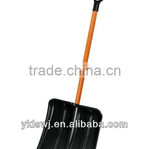 15" Plastic PP Snow Shovel LS-6031 thumbnail-1