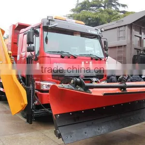 2014 New Sinotruk Howo Snow Sweeper 336HP for Sale thumbnail-1