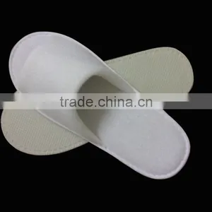 Disposable Open Toe Brushed Fabric Design Print Personalized White Hotel Slippers thumbnail-1