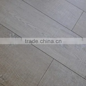 Laminate Flooring thumbnail-1