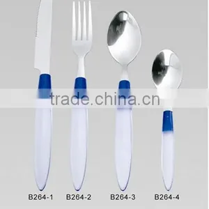 Italian Plastic Cutlery Set thumbnail-1