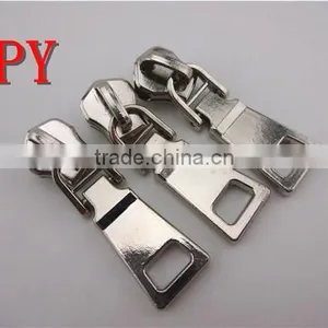 8# Metal Slider With Puller(in Silver) thumbnail-1